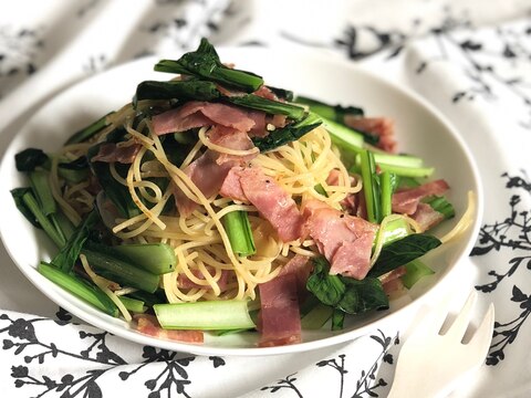 ベーコンと小松菜のパスタ ♪